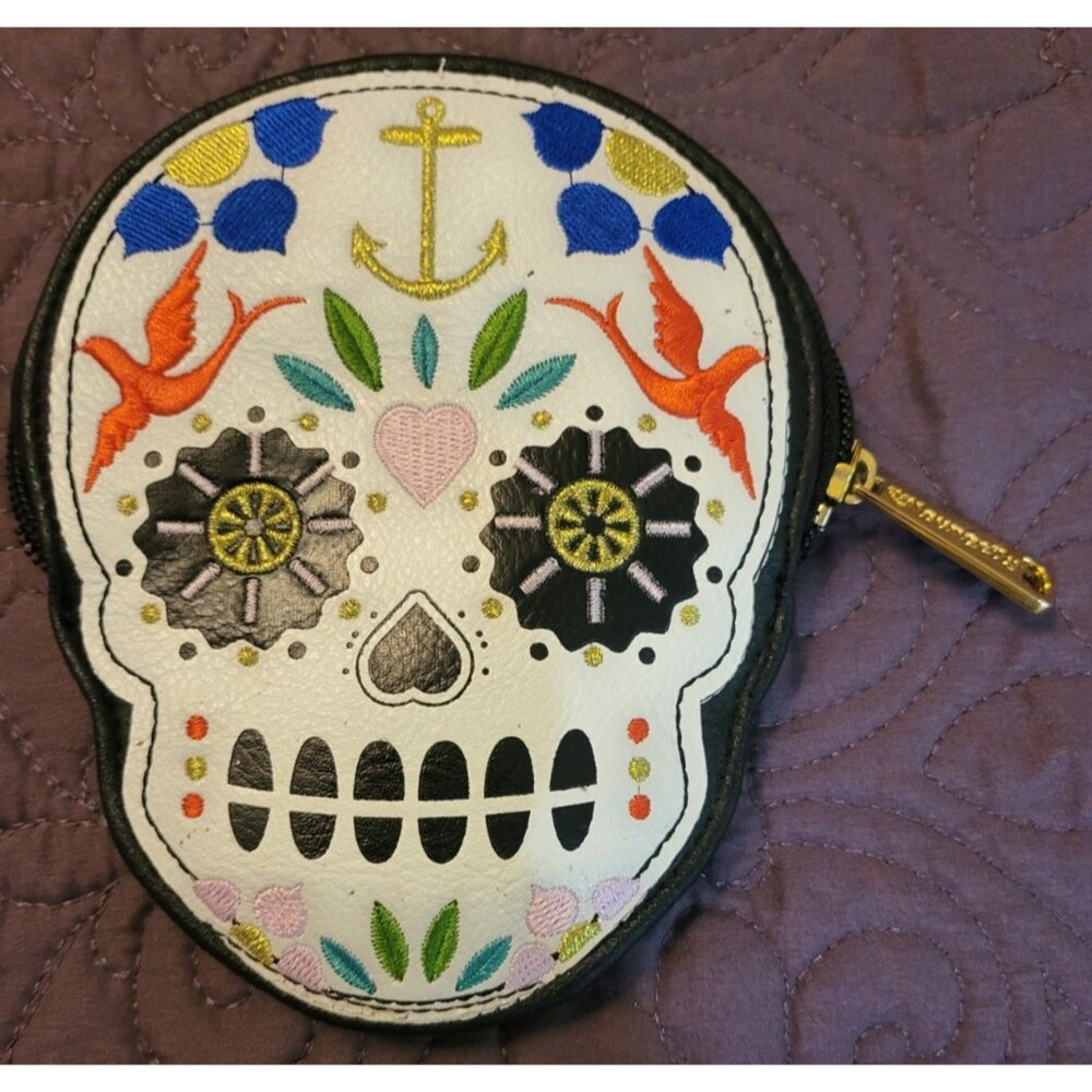 EUC Loungefly SUGAR SKULL Dia De Los Muertos Coin Purse Pouch